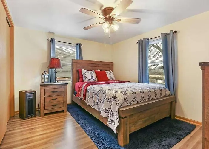 Gorgeous Nautical House Chain O' Lakes With Hot Tub Option Casa de férias Ingleside Shore