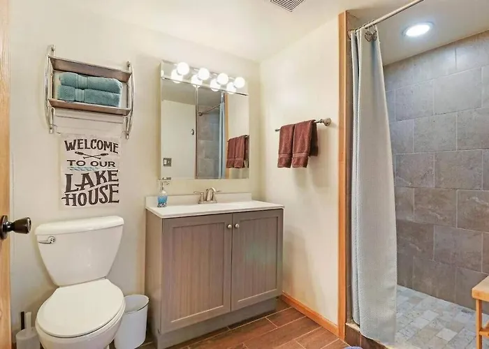Gorgeous Nautical House Chain O' Lakes With Hot Tub Option Ingleside Shore